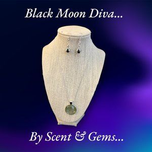 Scent & Gems, Black moon diva pendant (earrings and necklace set)